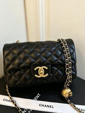 ✨ Chanel Black Bag